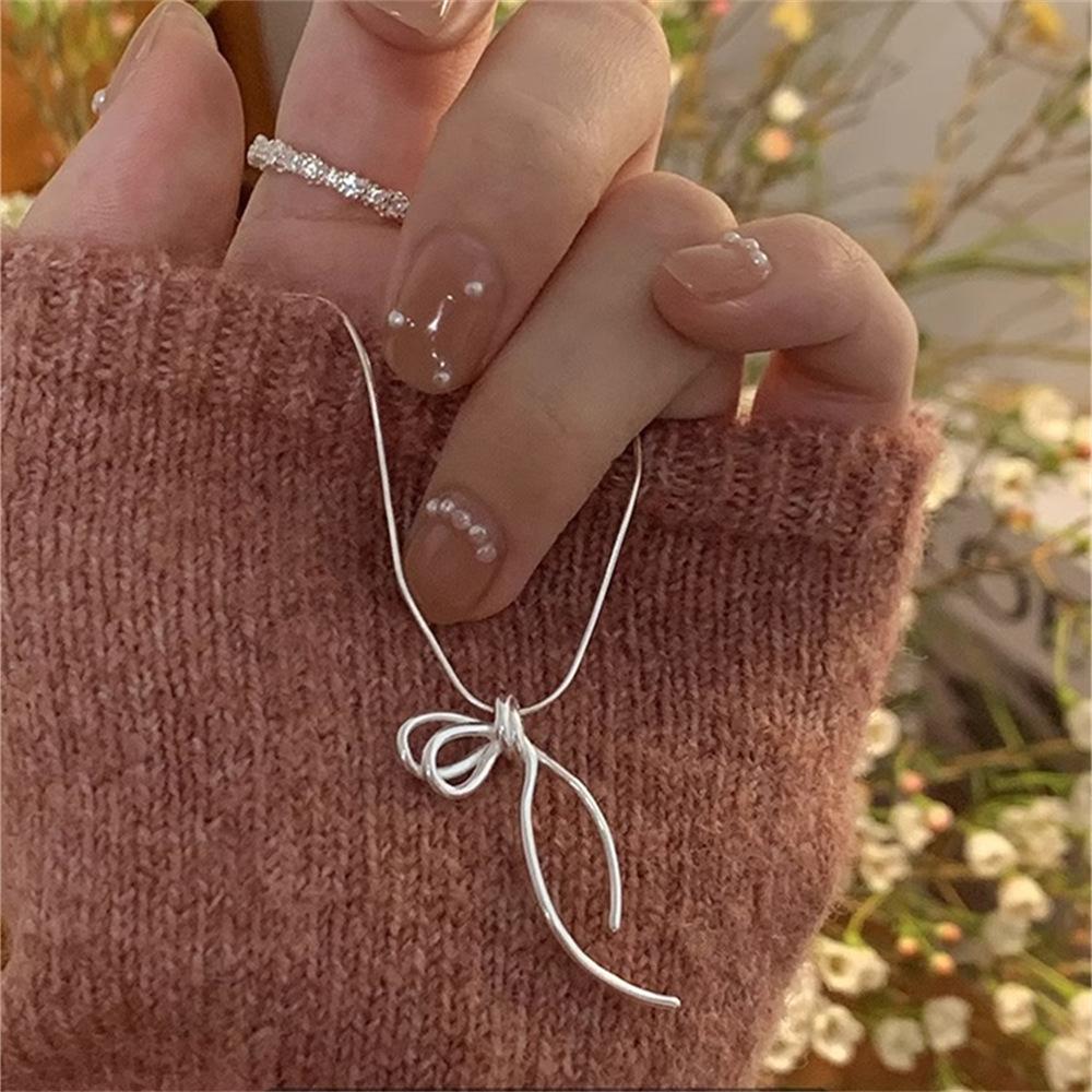 Ribbon Bow Necklace Sweet Delicate Gentle Neck Chain Personalized Clavicle Chain