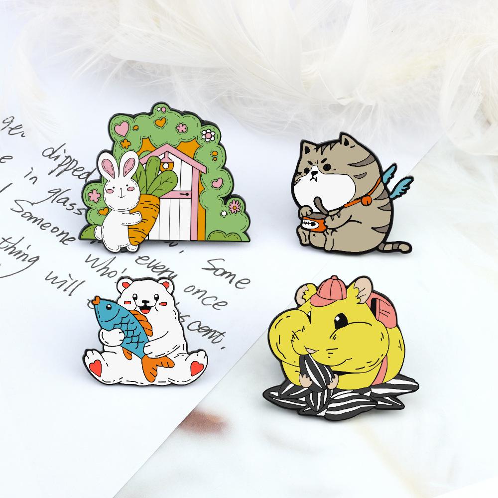 Creative Cartoon Animal Brooch: Cute Fox, Cat, and Monkey-Shaped Accessories