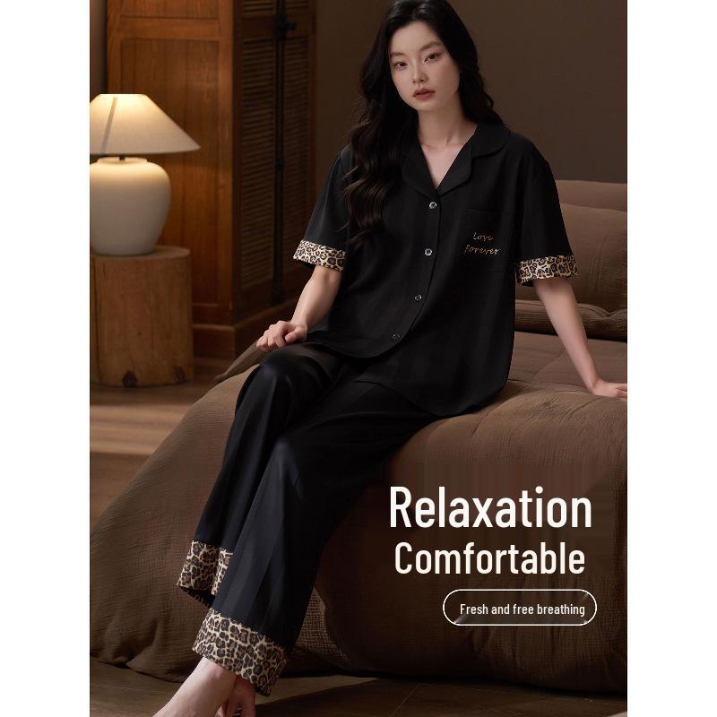 Women's Soft Ice Silk Pajama Set: Short Sleeve, Long Pants, Leopard Print, Cool, Lightweight, Luxurious Summer Loungewear.