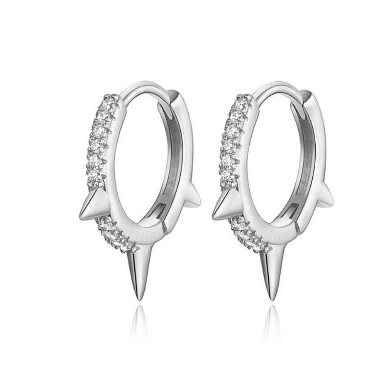 

European & American Rivet-Shaped Ear Hoops, Cubic Zirconia Earrings, Minimalist Punk-Style Women s Ear Clips серебряный