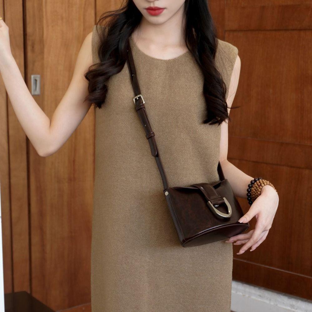 Korean Style Flap Crossbody Bags Fashion Design Versatile Saddle Bag Retro Bucket Bag  Outdoor