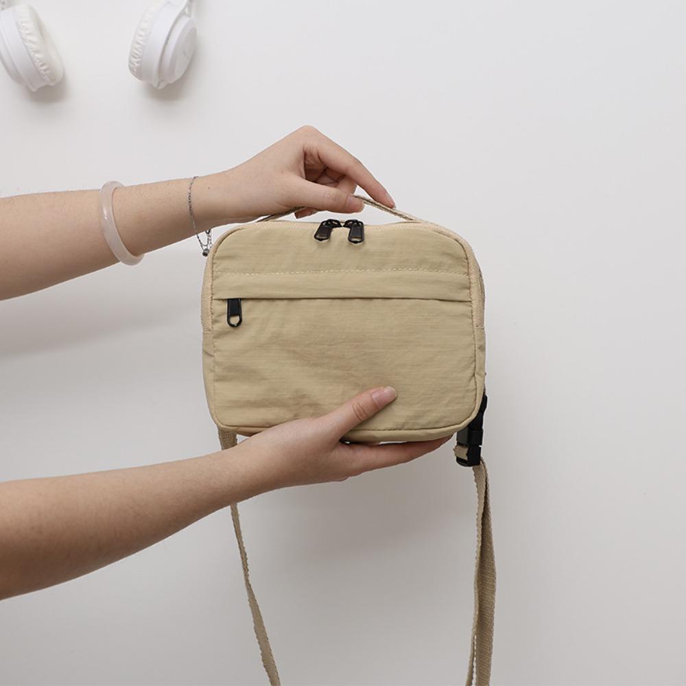 Quick-dry Square Message Bag Korean Style Sports Shoulder Bag Fashion Nylon Crossbody Bag  Outdoor