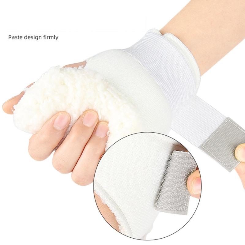 Warmer, fleecegefütterter Handschutz mit ergonomischer Form zur Reduzierung von Beschwerden nach chirurgischen Eingriffen, geeignet für Aktivitäten bei kaltem Wetter