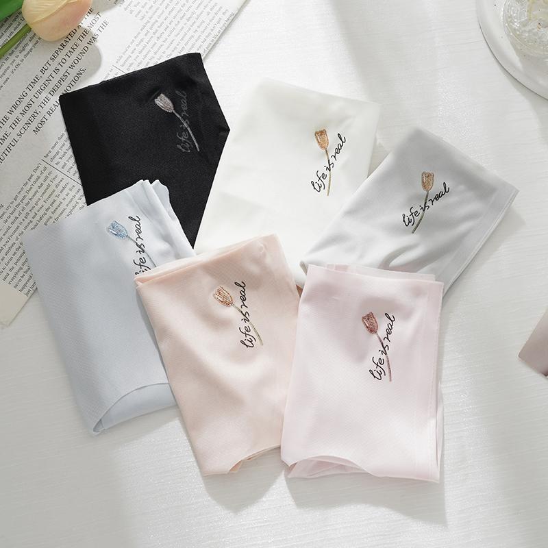 Women's Ice Silk Seamless Invisible Underwear Panties Large Size Cotton Crotch Ultra-thin Underwear Bikini Knickers