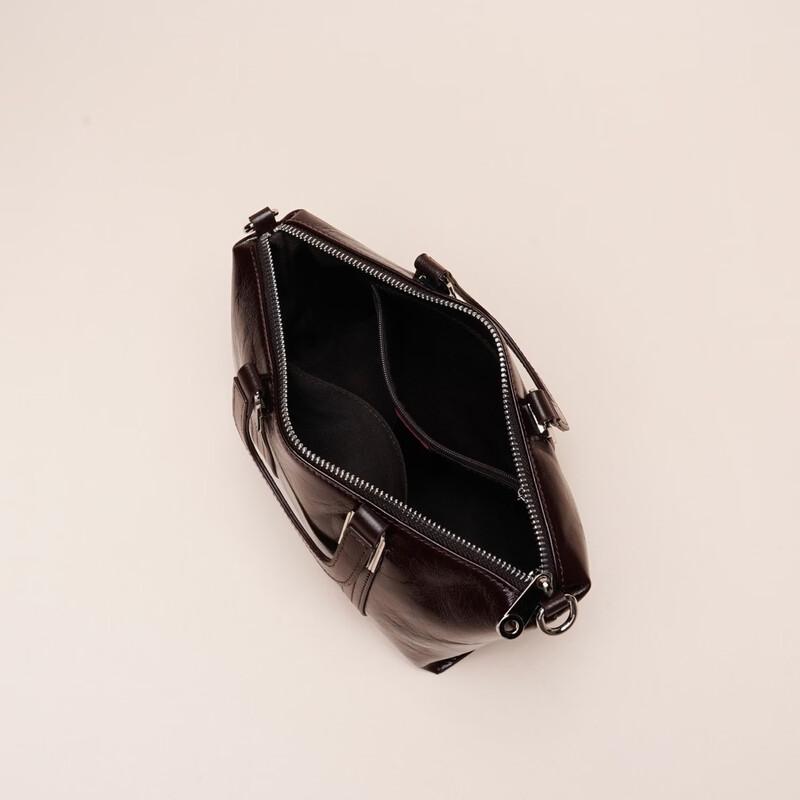 Dou Xiaozhu Retro Genuine Leather Pillow Crossbody Bag