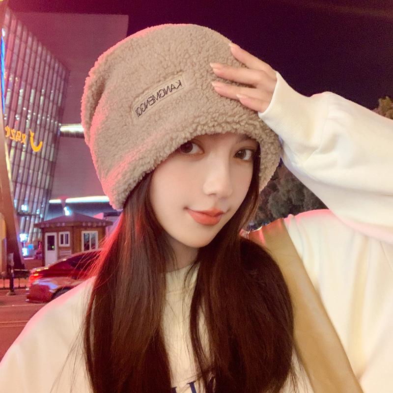 Women's Plush Black Knit Hat - Versatile for Spring and Autumn, Large Head Circumference, Stylish and Warm for Winter.