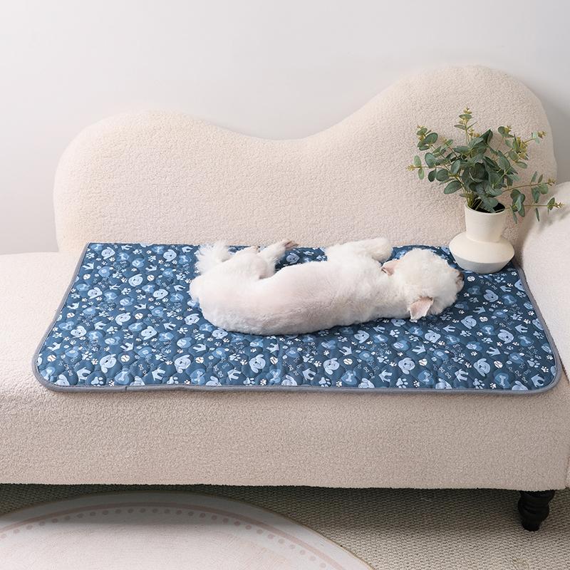 Hunde-Pinkelunterlage Wiederverwendbar Waschbar Hunde-Urinmatte Autositz Boden Sofa Wasserdicht Saugfähig Welpen Katze Training Windelmatte Haustierbedarf