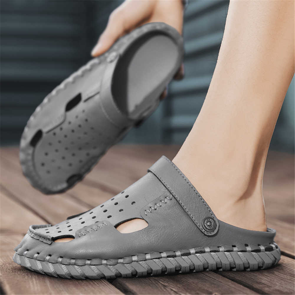 Half Small Size Men's Designer Sports Shoes Summer Men's Sandal Home Slippers For Men Sneakers Vietnam Visitors Out Runner