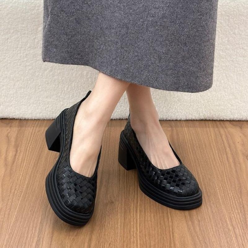 

2026 French Single Shoes New Comfortable Light Mouth Women s Block Heel Soft-soled Leather Shoes 35 чёрный