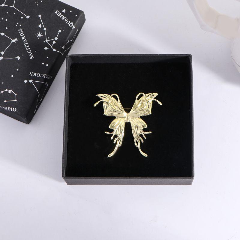 

Роскошная женская брошь в стиле инс с серебристой кисточкой-бабочкой Golden fluid butterfly [gift box]]