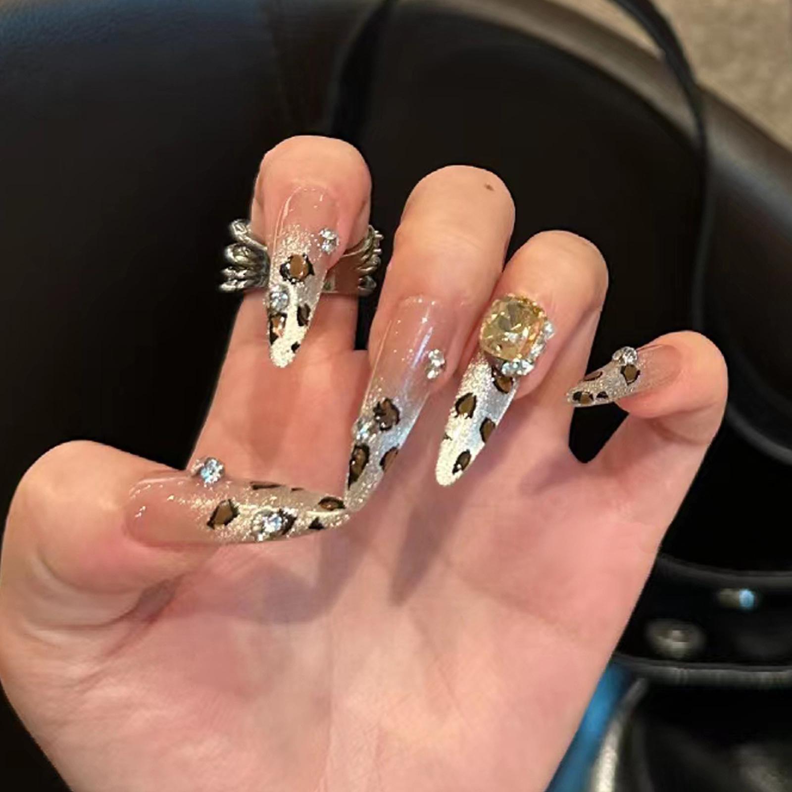 

Leopard Print Rhinestone False Nails - High-End Removable Handmade Art Pieces for a Bold, Trendy Look. Handmade Nails Size XS #10 pieces/bag