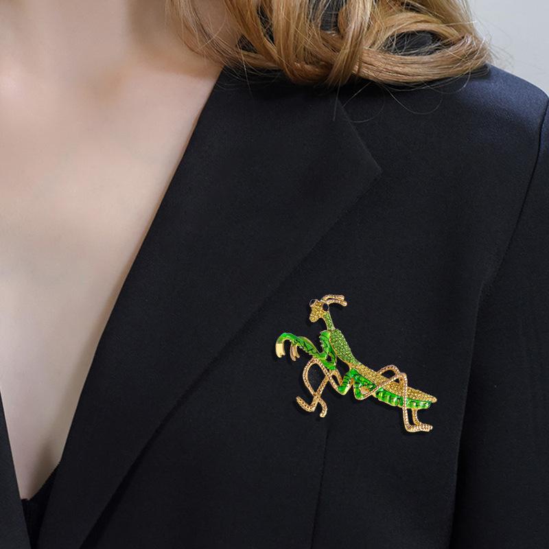 Mantis Brooch Medieval Light Luxury Insect Brooch Temperament Retro Brooch