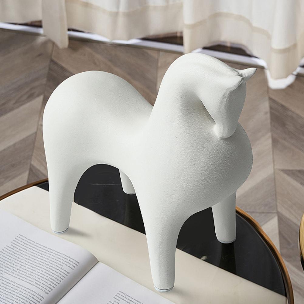 Horse Figurine Home Decor Home Office Table Top Showpiece Horse Decoration For Office Tabletop Bookshelf Decorative Objects