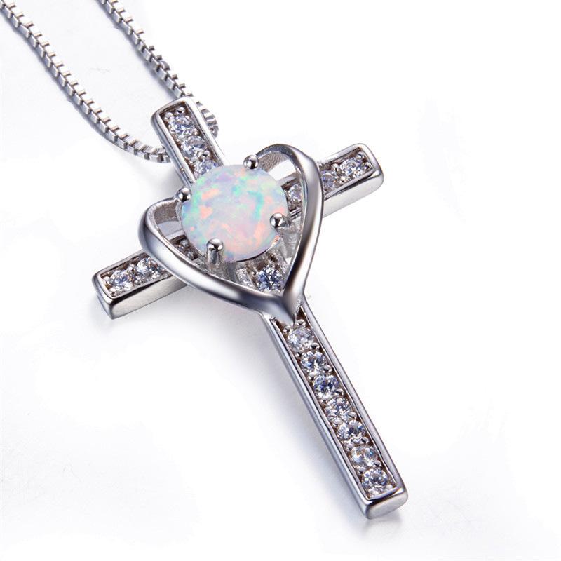 Round White Peach Heart Diamond Studded Cross Necklace Versatile Collarbone Chain