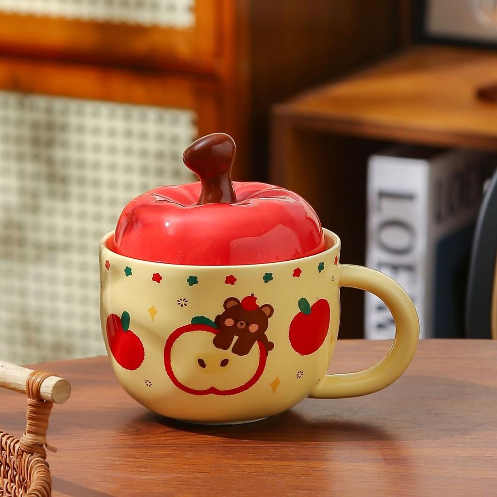 Creative Apple Ceramic Mug with Lid Retro Drinking Cup High Appearance Level Home Breakfast Cup Coffee Cup Souvenir