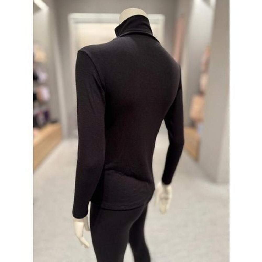 Triumph Black Acrylic Ribbed Turtleneck Women S 3 4 Top teweS913bk