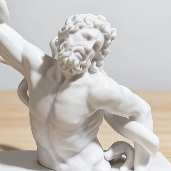 3D Printed Laocoon Bust Sculpture Stable Base Greek Mythology Ornament Ancient Greek Artistic Collectible Figurine Decor for Entrance Living Room