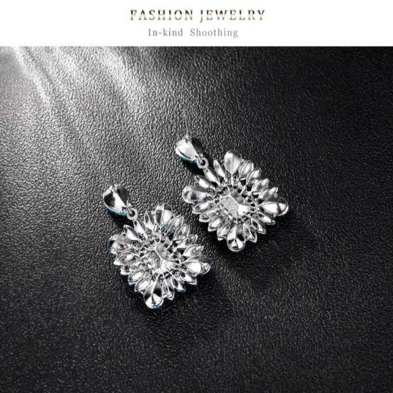 

Ретро Квадратные Серьги Геометрическая Мода Темперамент Европейские и Американские Серьги