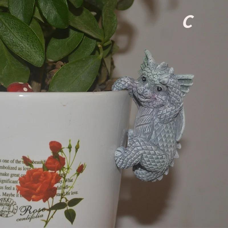 1PC Resin Dinosaurs Figurines Hanging Cup Model Garden Dinosaur Pendant Decorate Accessory Creative Flower Pot Decor Home Office