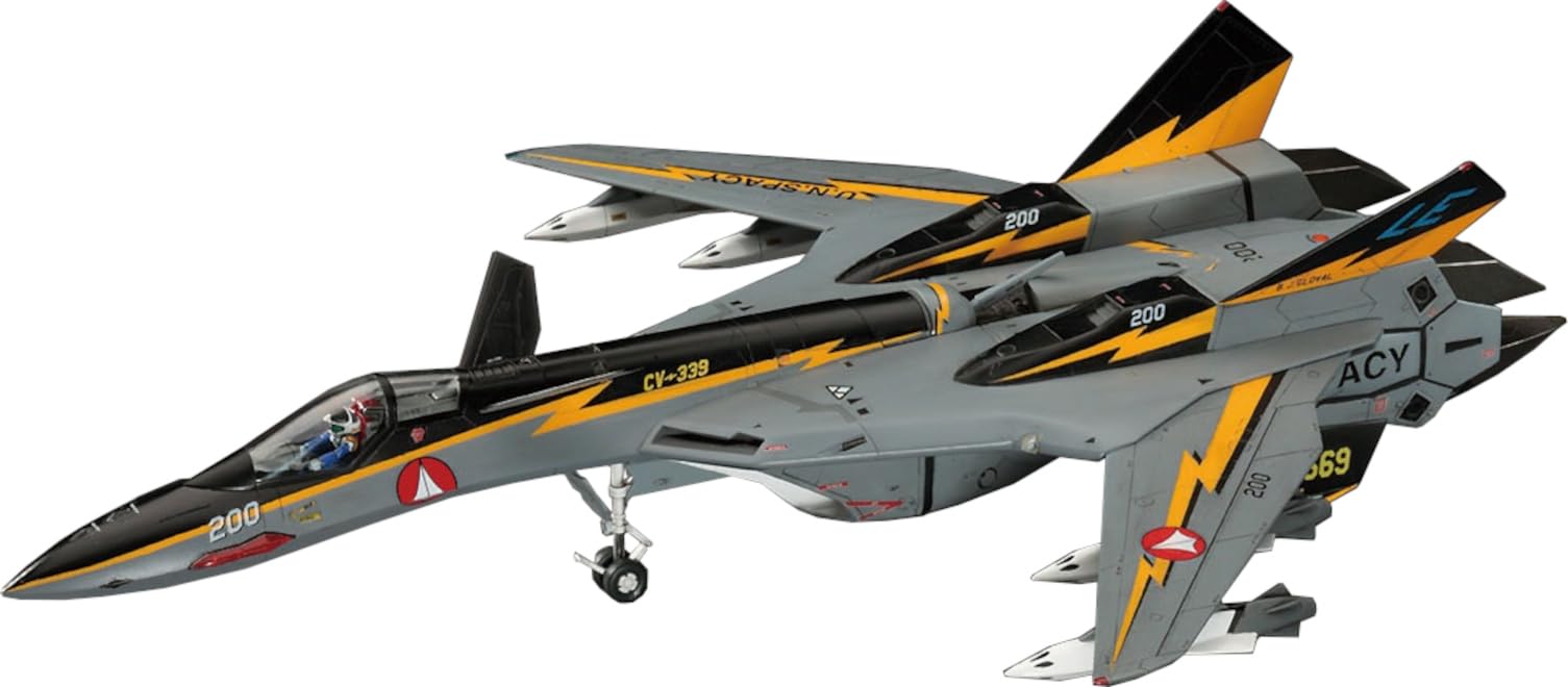 

Hasegawa Lightnings with High Maneuver Missiles 1/72 VF-19A SVF-569