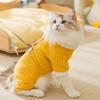 Haustierkleidung Korallfleece Winter warm schlichtes Tuch vierbeinige Kleidung in Kätzchen Handpuppe Katze Welpe Hund Katze Kleidung