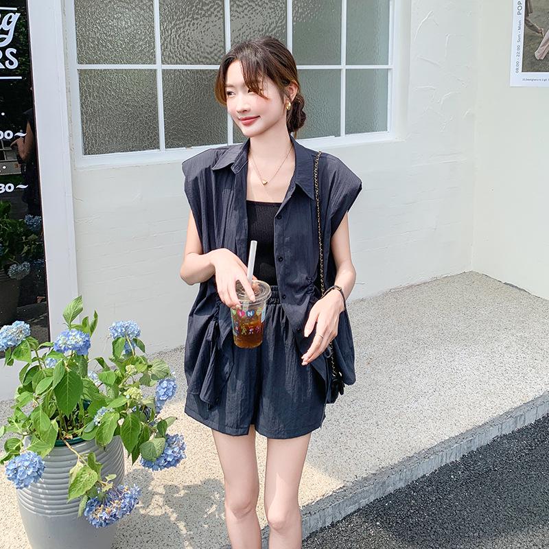 Trendy 2024 Drawstring Sleeve Shirt and Shorts Set: Stylish, Youthful, Two-Piece Casual Outfit