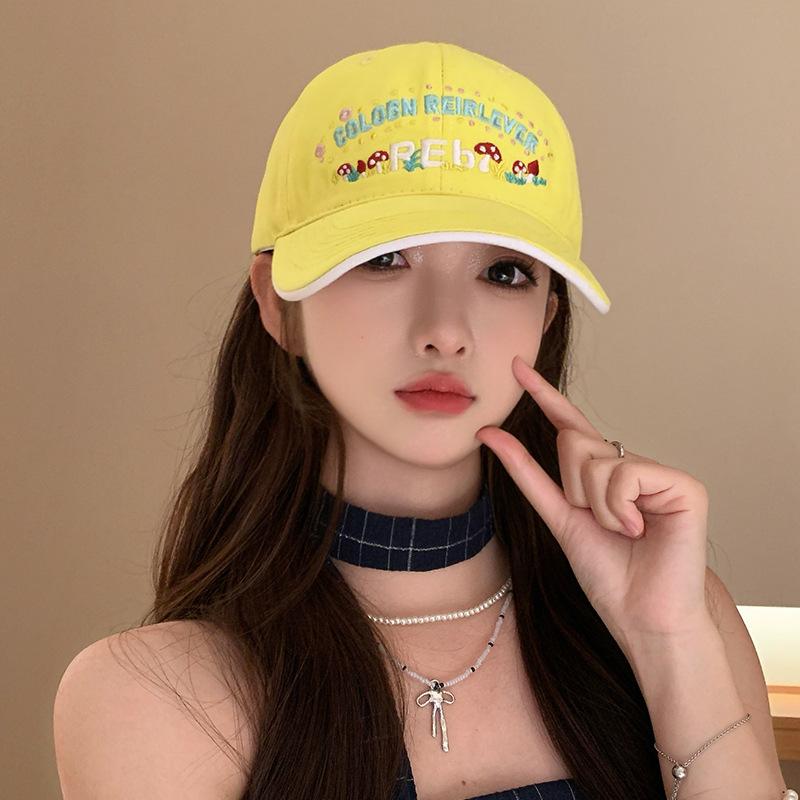 Flower Letter Embroidered Baseball Cap Women's Spring Summer Sweet Versatile Sun Hat Showing Face Small Sunscreen Cap