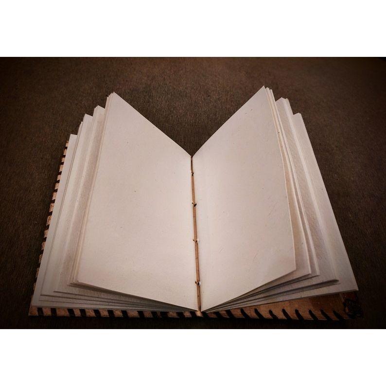 Green Colored Handcrafted Vintage Leather Bound Journal with Lock - Unlined Handmade Recycled Refillable Pages - Leather Gift for Him Her