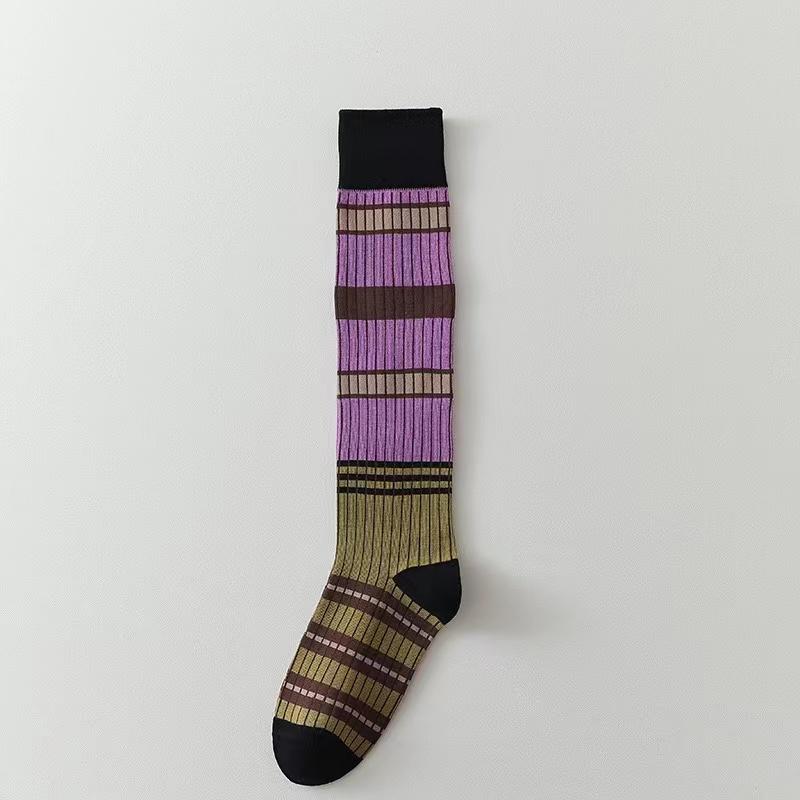 

Осенне-зимние женские гольфы средней длины до колена и голени в стиле ретро с яркими горизонтальными полосками, чулки из чистого хлопка в студенческом стиле One Size