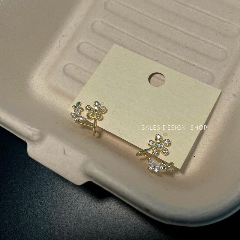 Korean Zircon Flower Stud Earrings: Versatile, Minimalist, High-End Luxury for Women