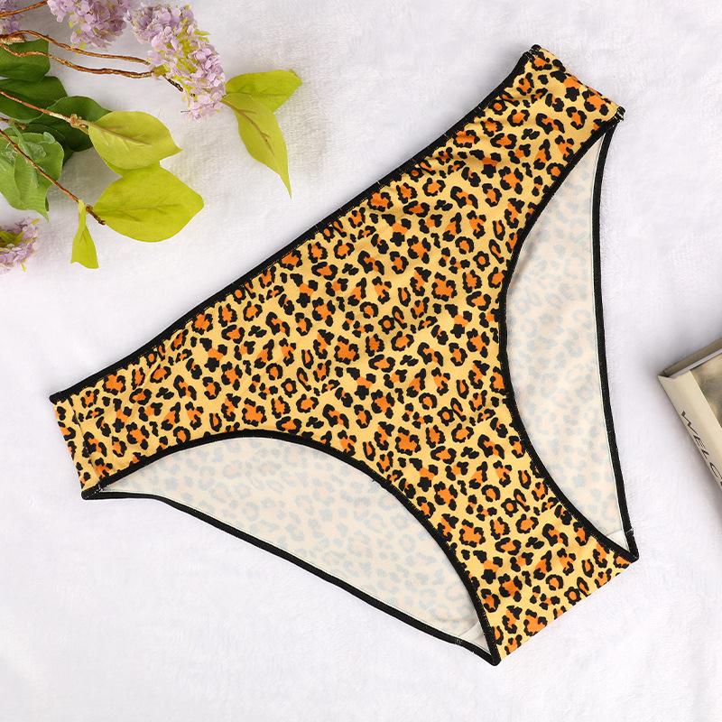 Europäische und amerikanische neue Damen-Leopardenmuster-Unterwäsche reine Baumwolle atmungsaktive Slips sexy Tanga T-Hosen Großhandel