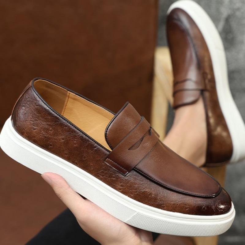 Herrskor av hög kvalitet, bekväma vardagliga läderskor med mjuk sula, herrloafers i retrodesign, lyxskor för män