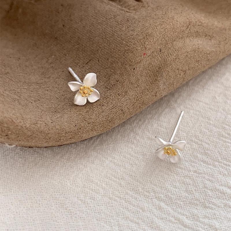 2 Piezas Exquisitos Accesorios de Lujo Ligero Mini Pendientes de Botón de Flor de Planta Mate Para Mujeres Joyería Fina Clásica