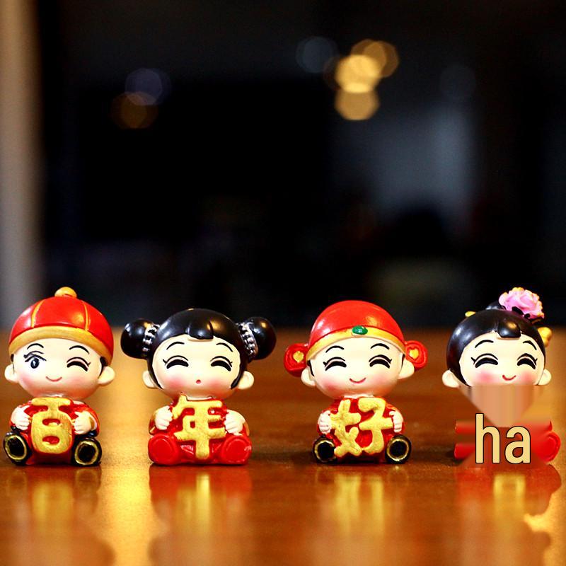 

Wedding and Bridesmaid Gift: Practical Room Decoration & Engagement Ornament