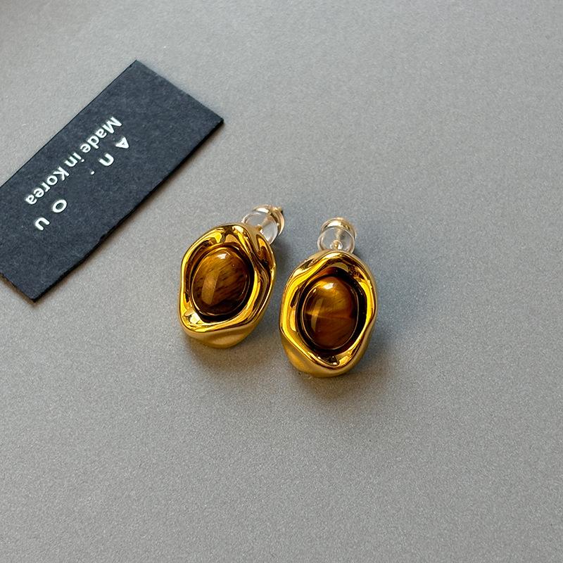 S Silver Needle Maillard Wind Tiger s Eye Stone Ear Femininity, Ear