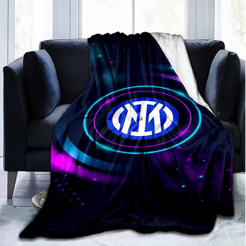 1 Stück Mi-lan FC Emblem Aufdruck Weiche Flanelldecke Überwurf für Schlafzimmer Wohnzimmer Sofa Camping Reise Fan Geschenke Weihnachtsgeschenke