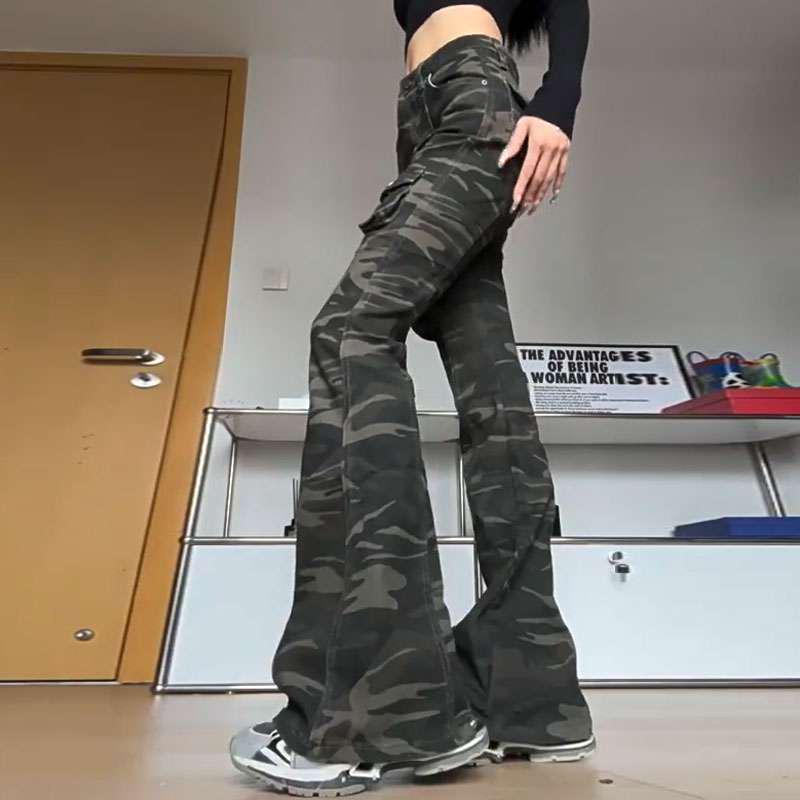 Women's High-Waisted Camo Flare Jeans - Retro Bell Bottoms for Spring & Autumn
