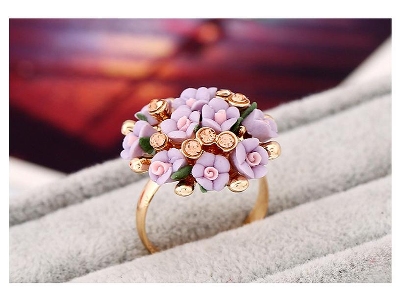 

Женский комплект колец с бриллиантами и керамическим цветком — простой, модный и уникальный Ring фиолетовый