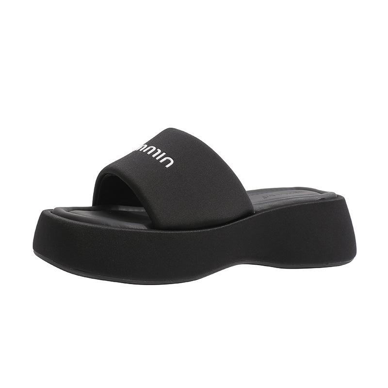 Thick-soled slippers women's summer outer wear new simple open-toed non-slip sandals soft-soled casual one-word slips
