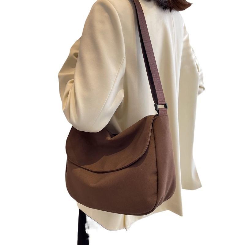 INS Simple Solid Color Versatile Shoulder Crossbody Bag Chic Literary and Artistic Forest Small Fresh Messenger Bag Women