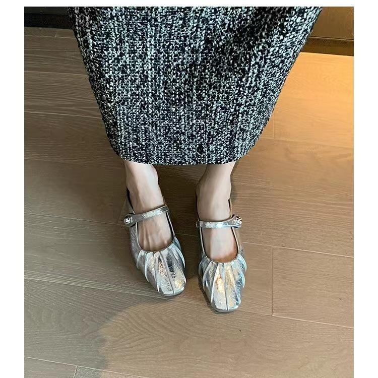 Französische Taschenkopf Halbschuhe Damen Ein-Knopf Dicke Ferse Sandalen Damen Oberbekleidung Eckiger Kopf Mary Jane Sandalen Mittelhoher Absatz Mules