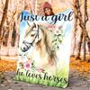 1pc Horse, Flowers, Girl Digital Printed Flannel Blanket, Super Soft Plush Fleece Bed Cover, Multipurpose Four Season Blanket for Sofa, Bed,