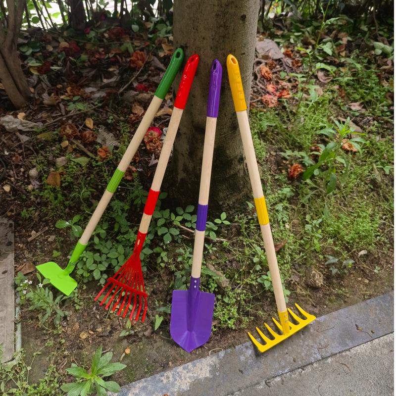 4-Piece Detachable Garden Tools Set: Shovel, Hoe, Weeding Rake, Digging Tool for Soil and Sand