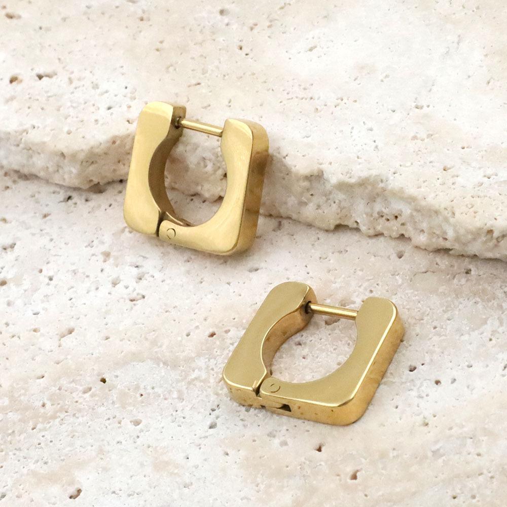 Specially For 18K Square Smooth Titanium Steel Earrings That Do Not Fade, Fashionable Ear Jewelry, High-End Niche