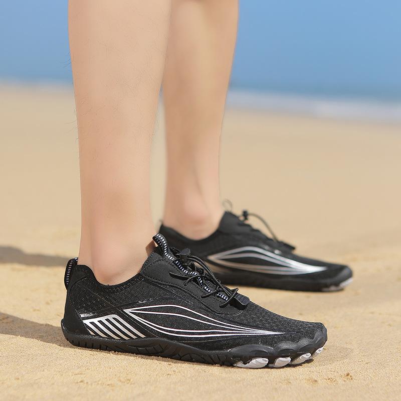 Outdoor Five-finger Hiking Shoes Couple Fitness Sports Retracement Shoes New European and American Large-size Wading Men's Shoes