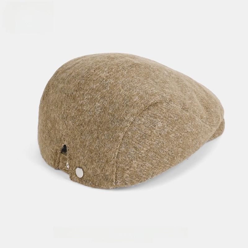 Retro Style Ladies Beret With Polyester Fabric And Short Brim For Casual Autumn Wear