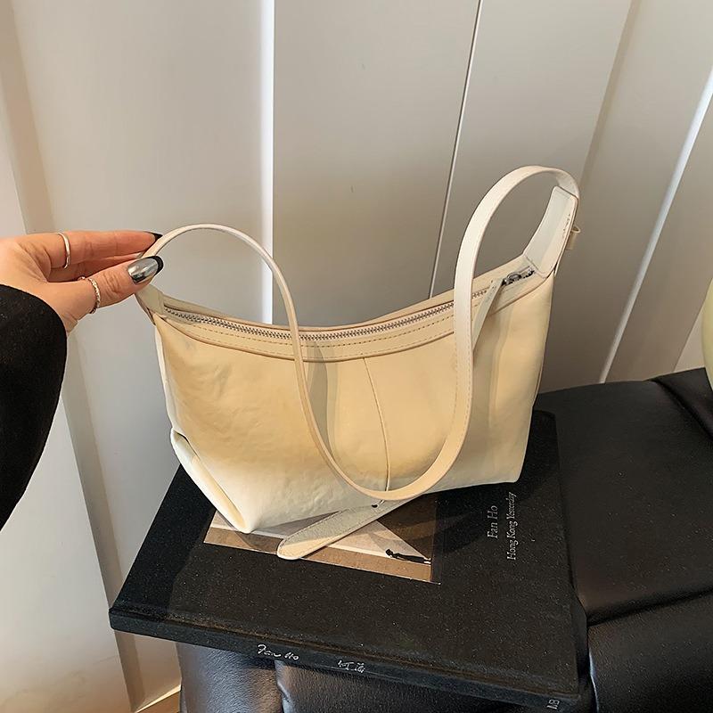 Simple and Versatile Commuter Messenger Bag Women's Fashion Trend Shoulder Bag Niche Retro Casual Dumpling Bag