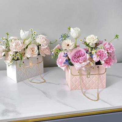 Flower Paper Gift Box with Metal Chain Bouquet Storage Bucket Small Florist Handbag Gift Craft Wrap Bag for Wedding Party