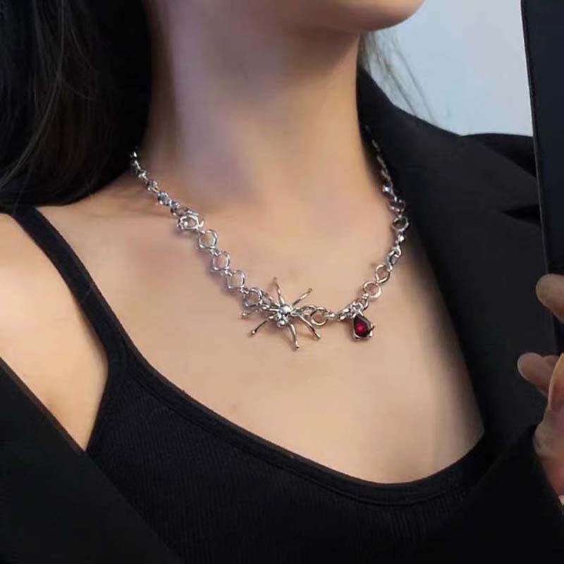 Gothic Red Zircon Spider Pendant Necklace for Women Dark Rose Mysterious Chokers Collar Chain Y2K Accessories Fashion Jewelry