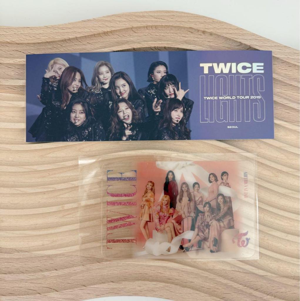 [USED] TWICE WORLD TOUR 2019 LIGHTS